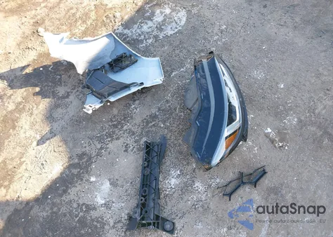 2023 Honda Hr-V Awd Lx z USA, uszkodzony, nr VIN 3CZRZ2H3XPM732354